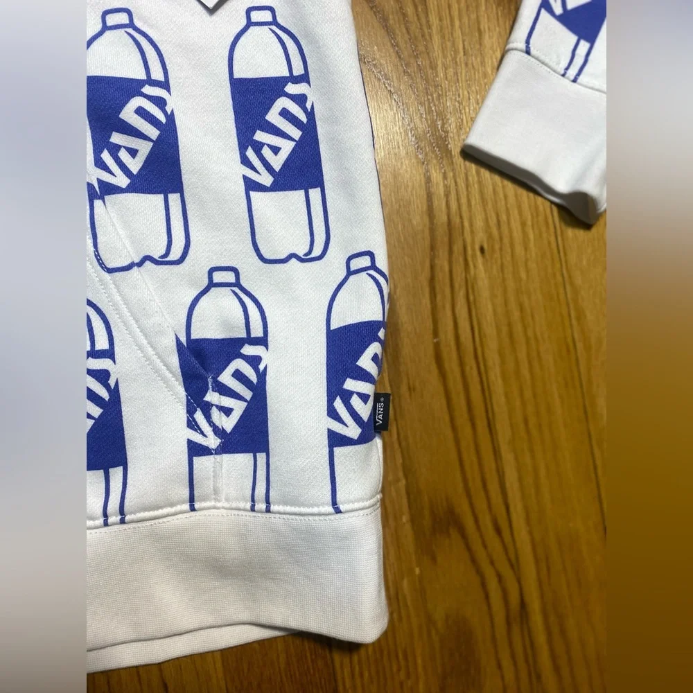 VANS X FERGUS CORNER STORE ALL OVER PRINT FLEECE - WHITE/BLUE men’s sz L… - Picture 4 of 7